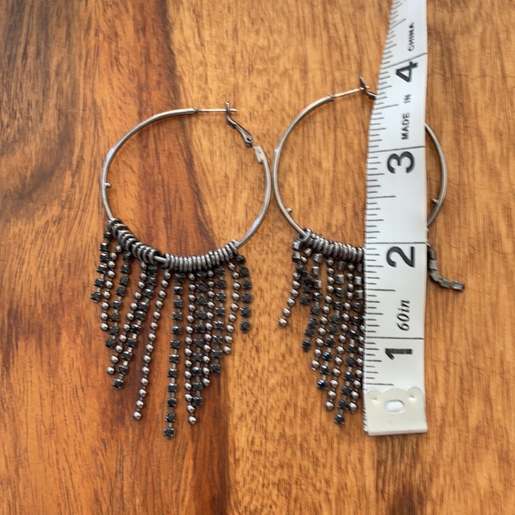 Beautiful dangling hoop earrings - Picture 7 of 7